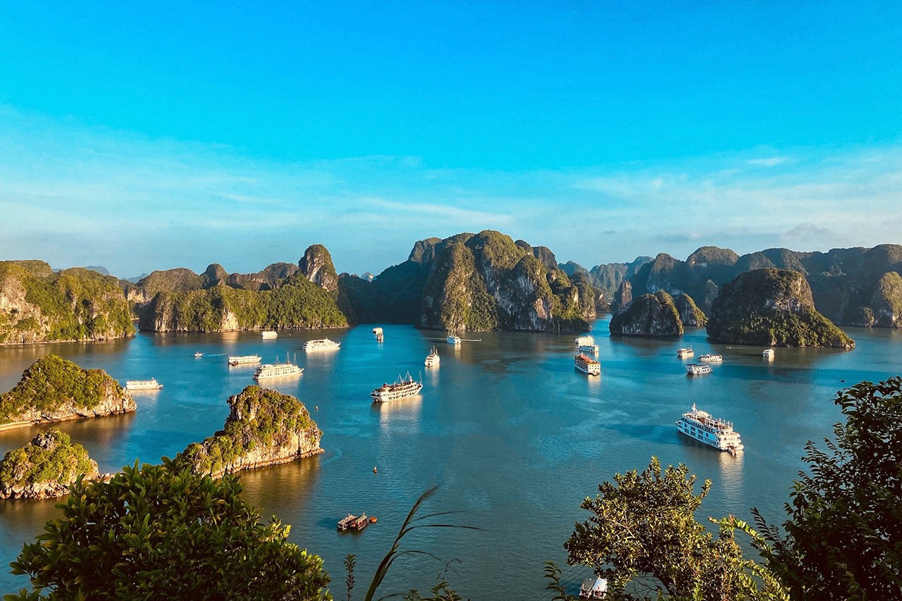 Halong bay and Cat Ba island have been recognized by UNESCO as a a World Natural Heritage. on 16/09/2023.